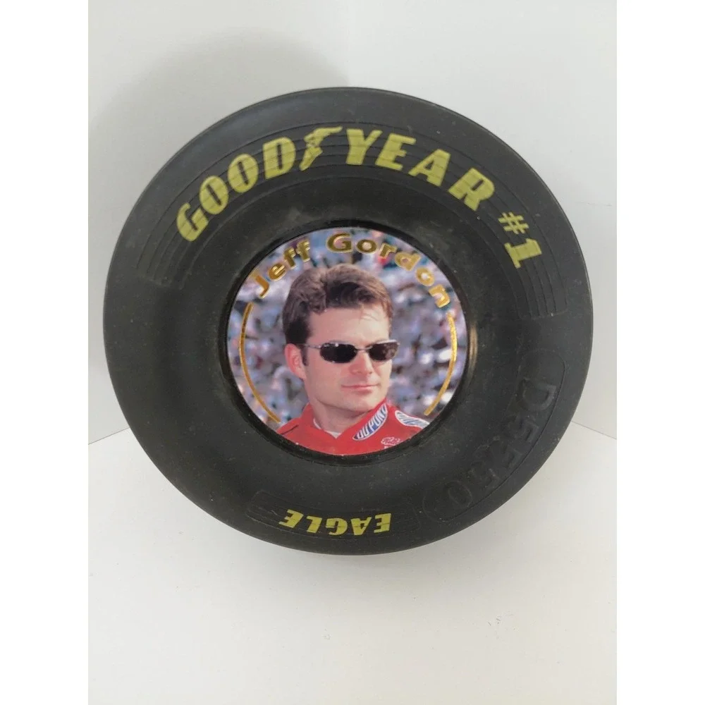VTG Jeff Gordon NASCAR 1997 Fototire‎ Collectible Mini Goodyear Tire Frame